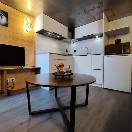 Apartman L'instant Parental