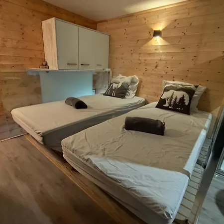 Apartman L'instant Parental